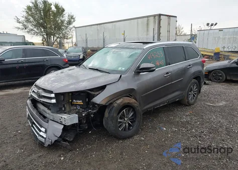 2019 Toyota Highlander Xle из США, поврежденный, VIN 5TDJZRFH8KS613253